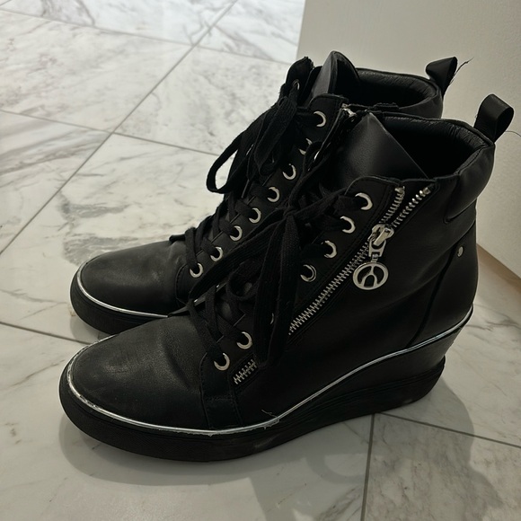 Wishbone Lace-up wedge combat boot size 10 - Picture 1 of 5